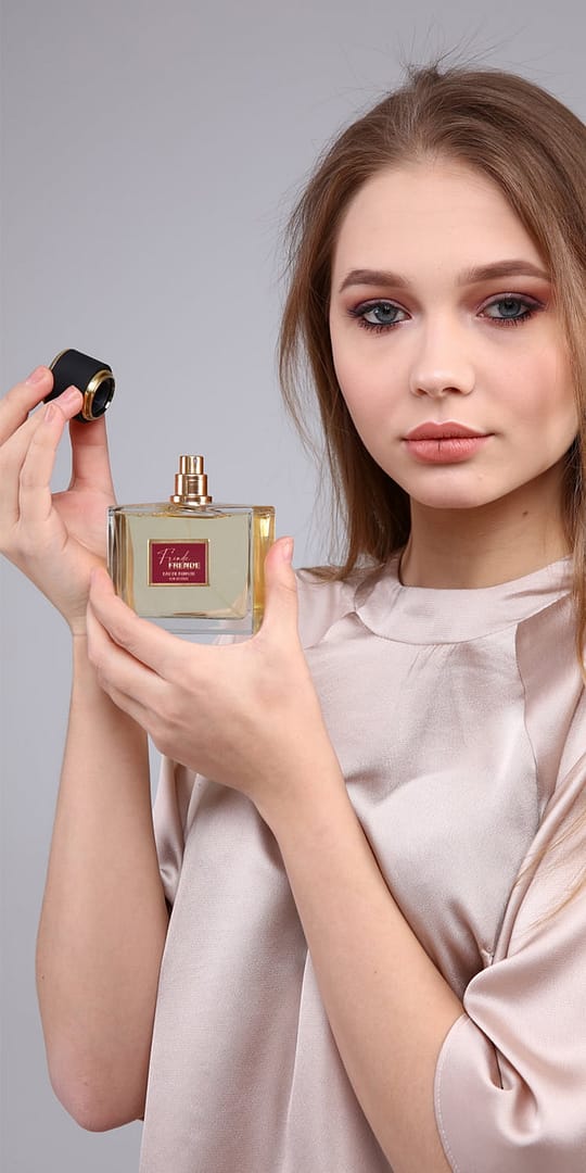 luchiana-fernde perfumes mobile